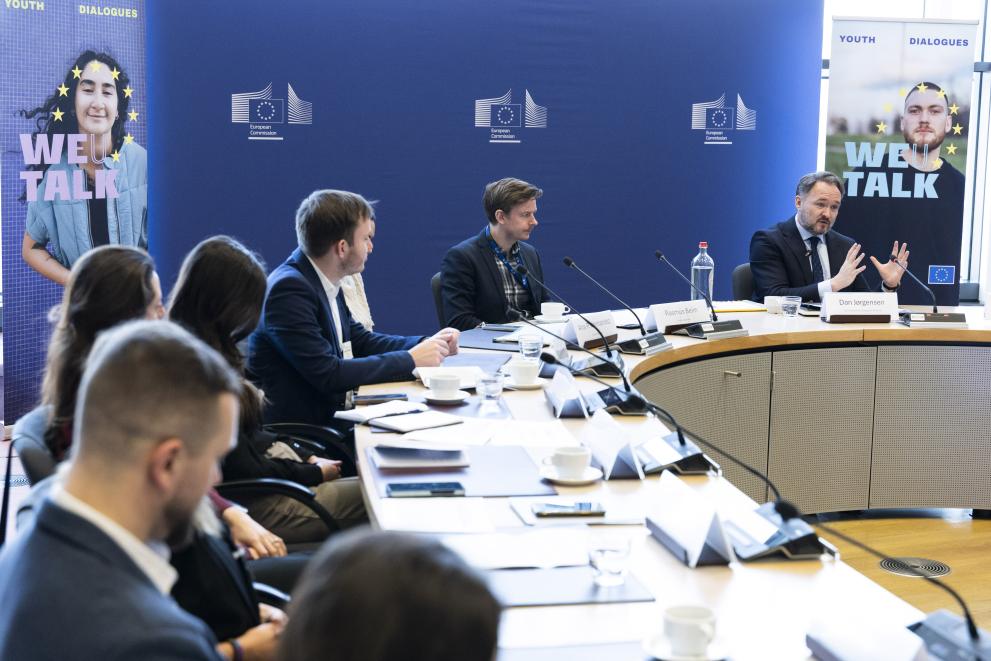 Youth Policy dialogue on Energy between Dan Jørgensen, European Commissioner, and young people
