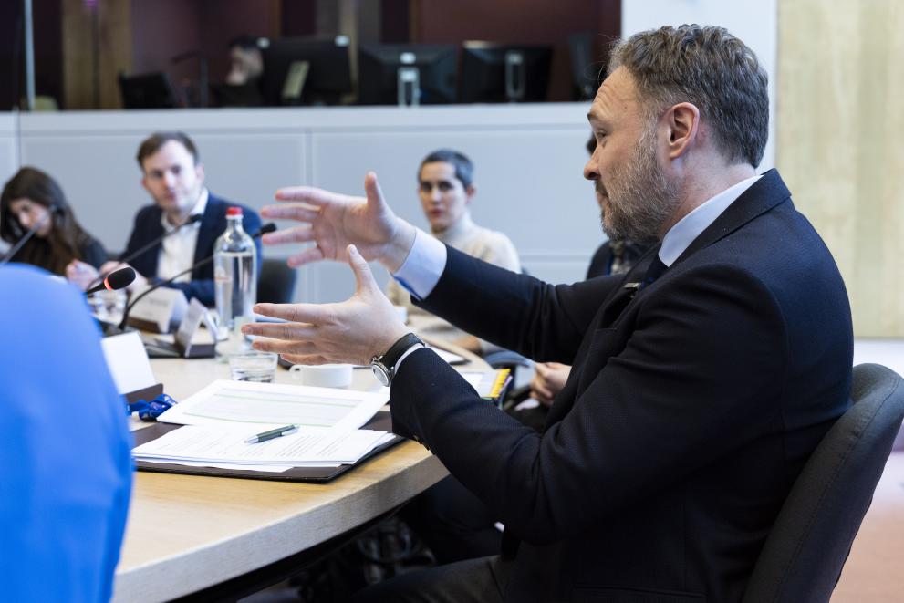 Youth Policy dialogue on Energy between Dan Jørgensen, European Commissioner, and young people